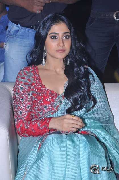Regina-Cassandra-At-Nakshatram-Movie-Audio-Launch